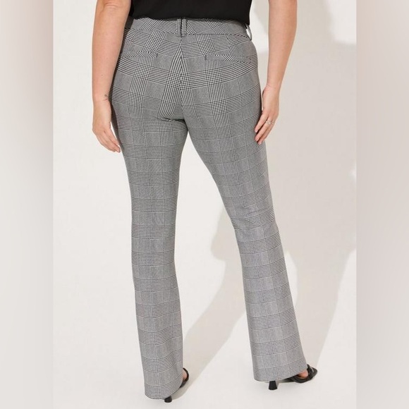Torrid High-Rise Houndstooth Trouser Boot-Cut Pant Size 10 - Picture 14 of 14